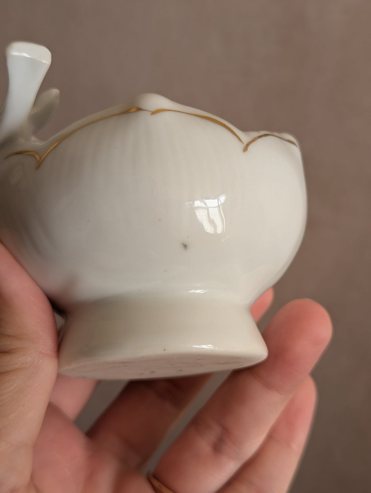 White & Gold Porcelain Miniature Bird Bath Figurine