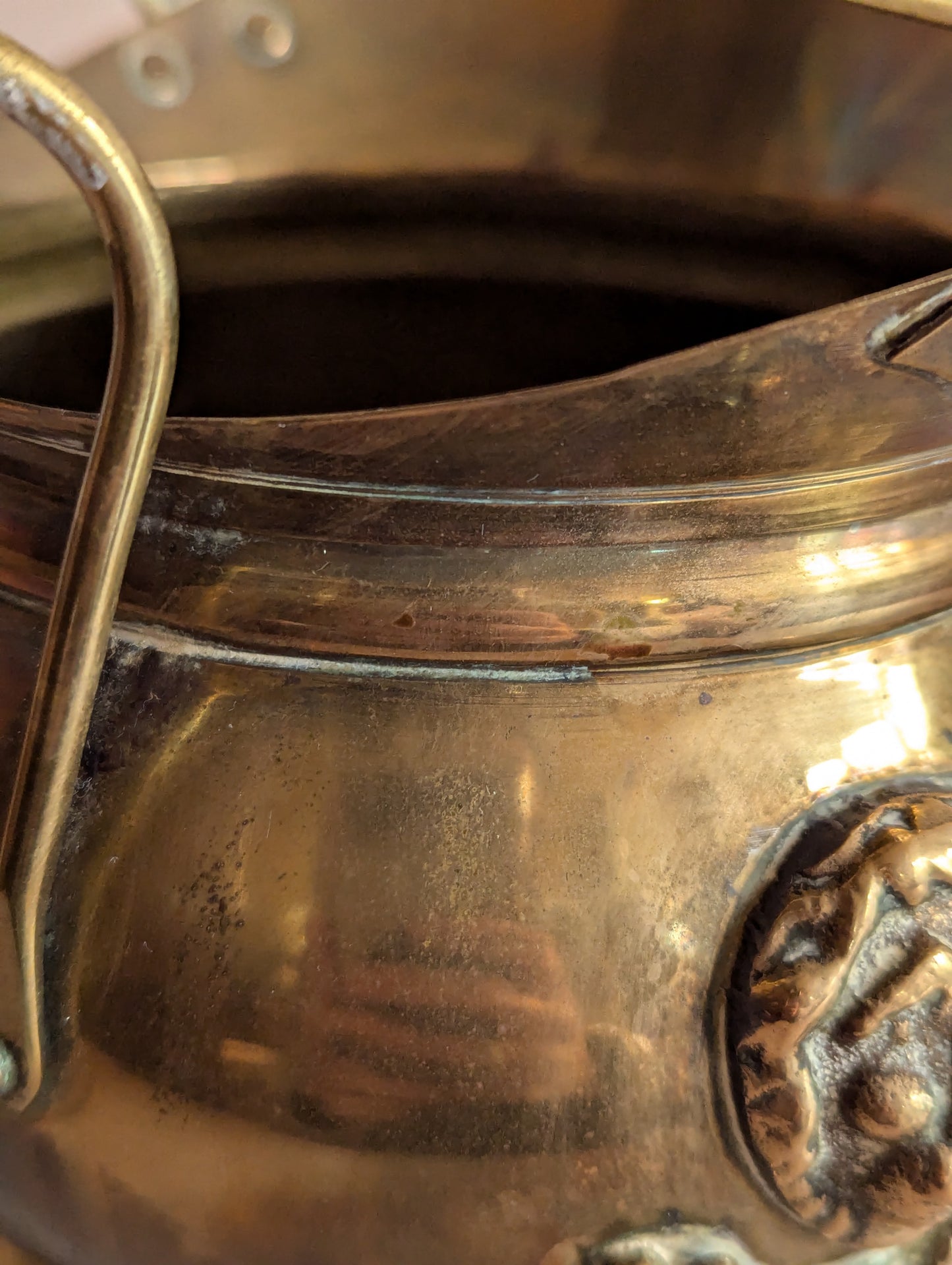 Lion Brass Coal Scuttle Planter Pot