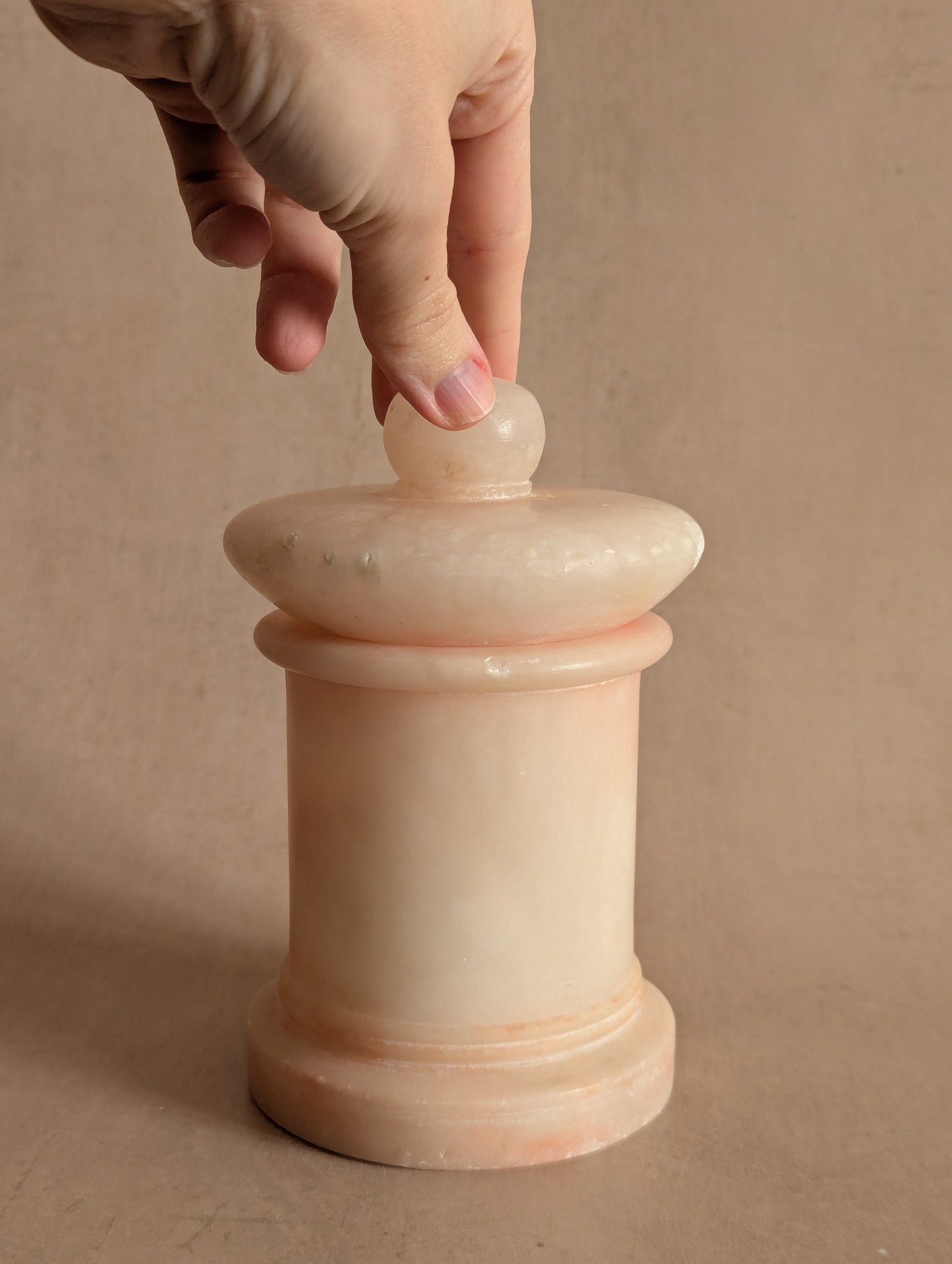 Pink Alabaster 19th Century Apothecary Lidded Jar