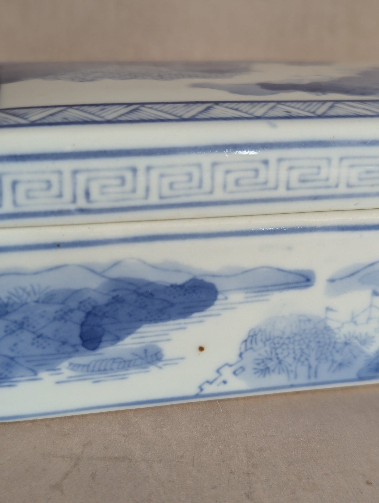 Chinese Porcelain Blue & White Lidded Trinket Box