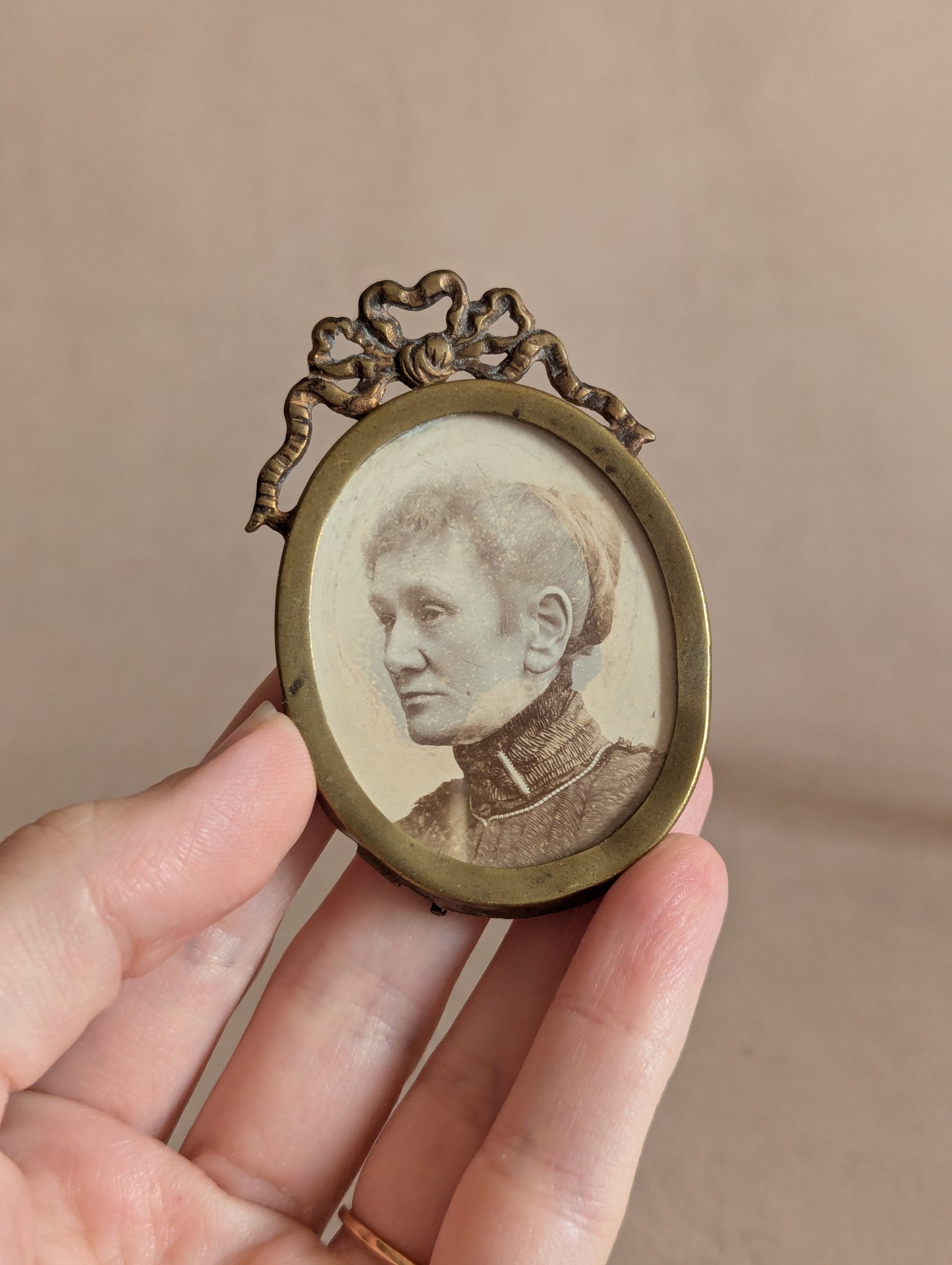 Miniature Keepsake Solid Brass Bow Oval Picture Frame