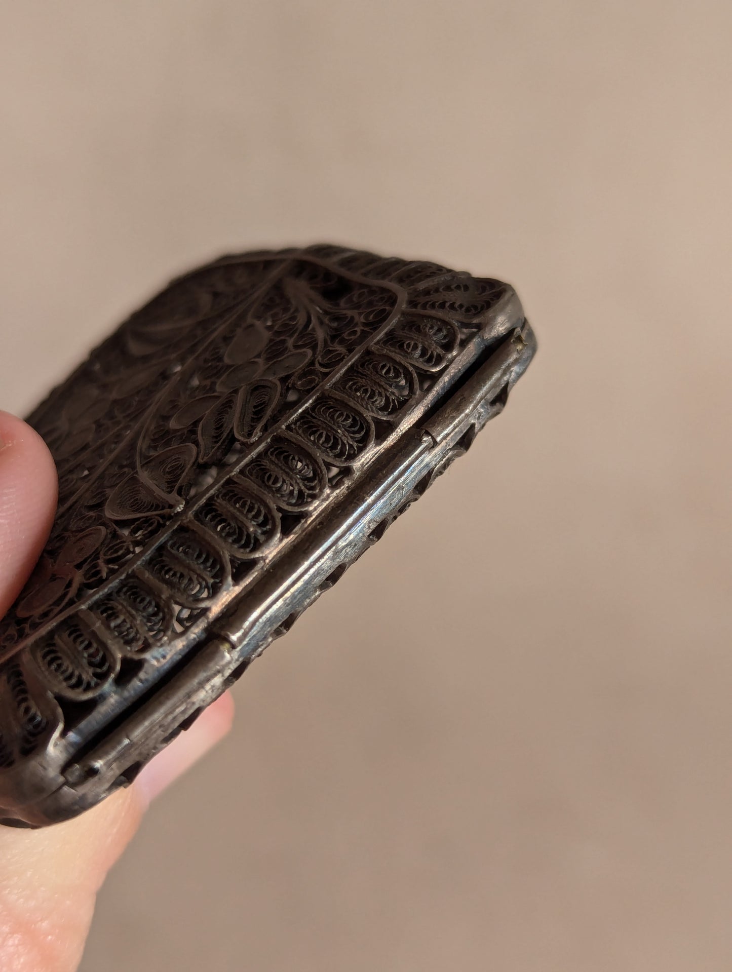 Miniature Sterling Silver Kiss Clasp Filigree Purse