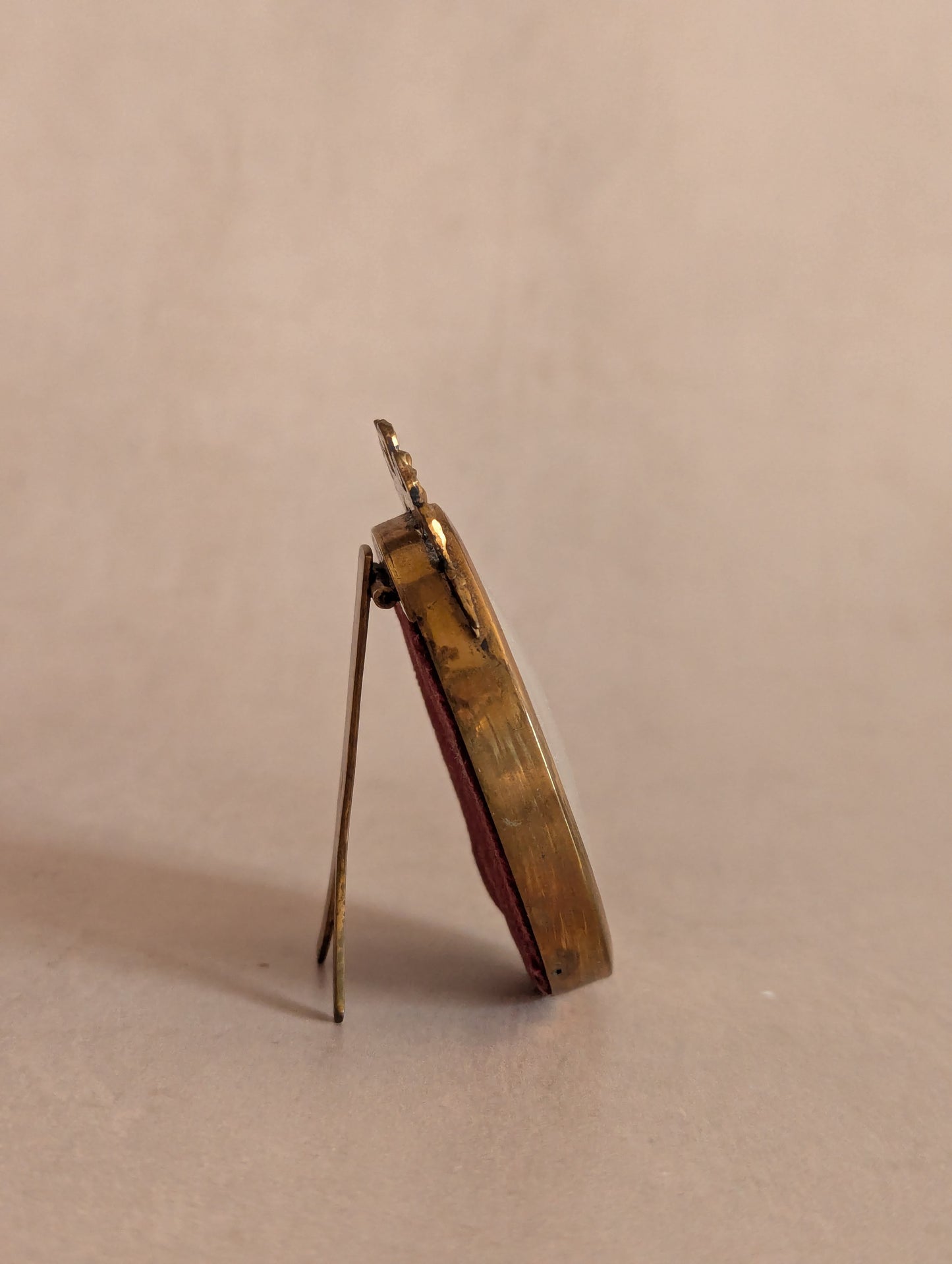 Miniature Brass Plated Bow Keepsake Photo Frame