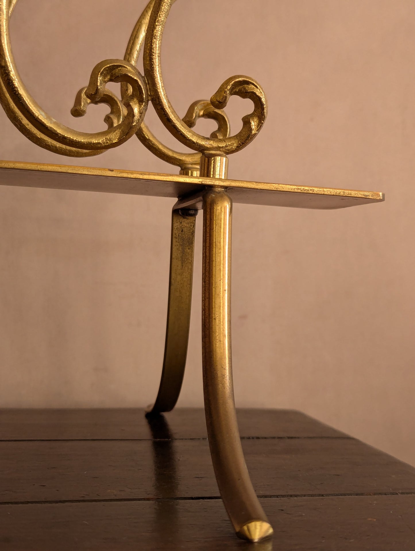 Hollywood Regency Brass Seashell Magazine Rack