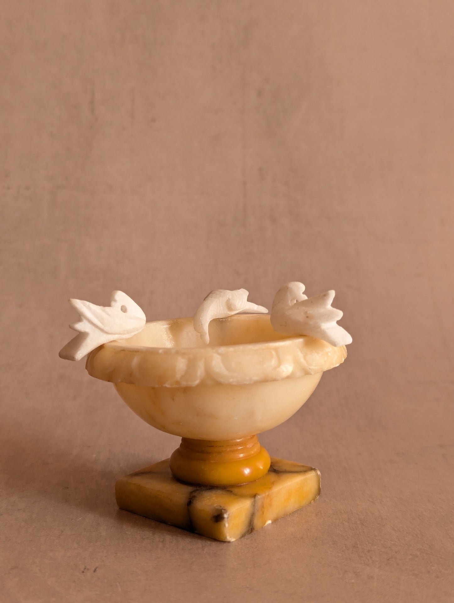 Antique Italian Alabaster Grand Tour Miniature Bird Bath