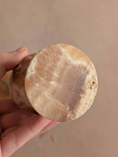 Natural Golden Cream Onyx Stone Vase