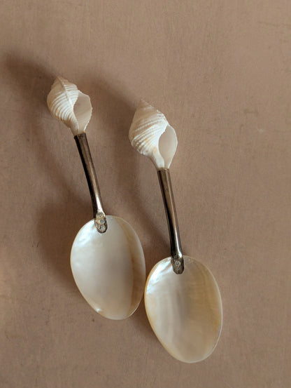 Mother of Pearl Caviar Shell Spoons, Set of Seven