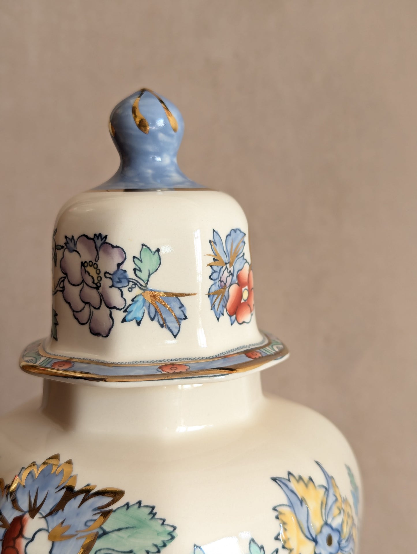 Hand-Painted Mason's Ironstone Tokyo Vase in Blue Topaz