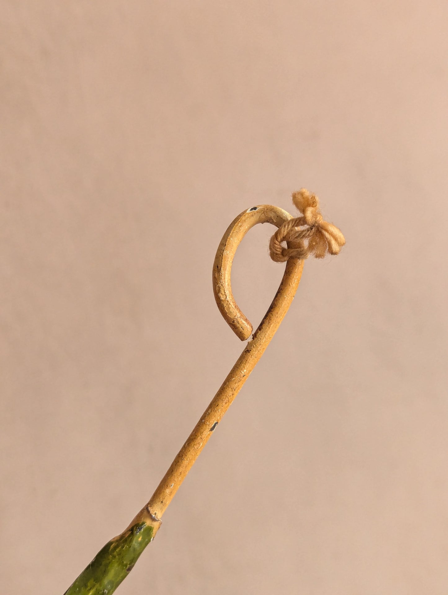 Italian Toleware Daisy Flower Large Candle Snuffer