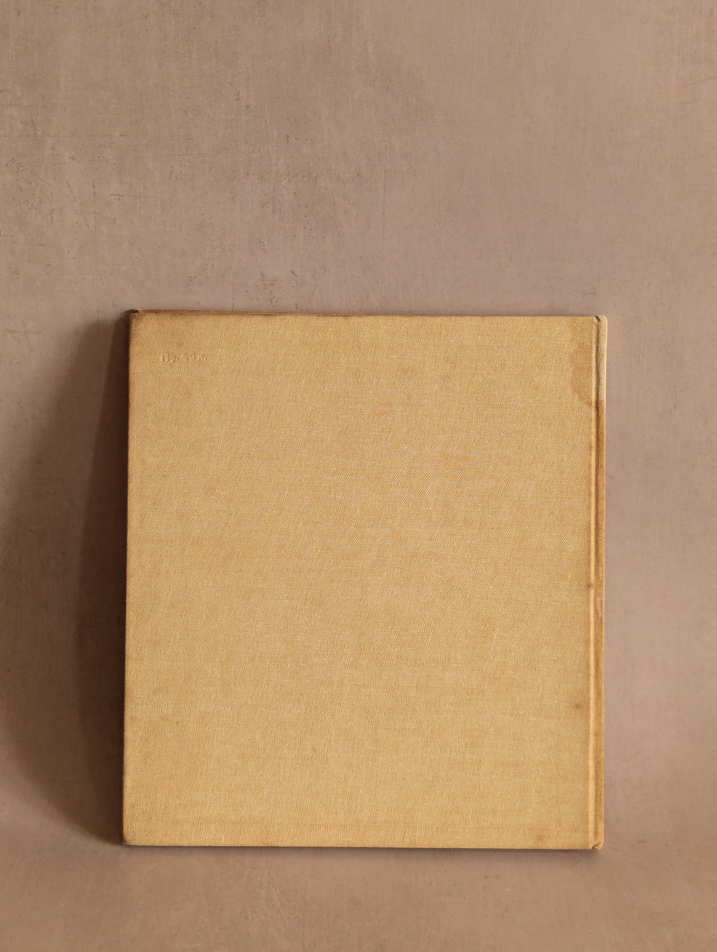 Arsen Pochkhua Wood Carving Hardcover Art Book