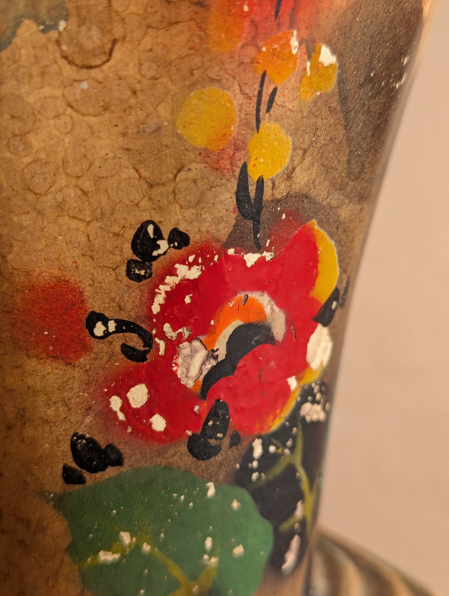 Octagonal Art Deco Floral Vase w/Frog