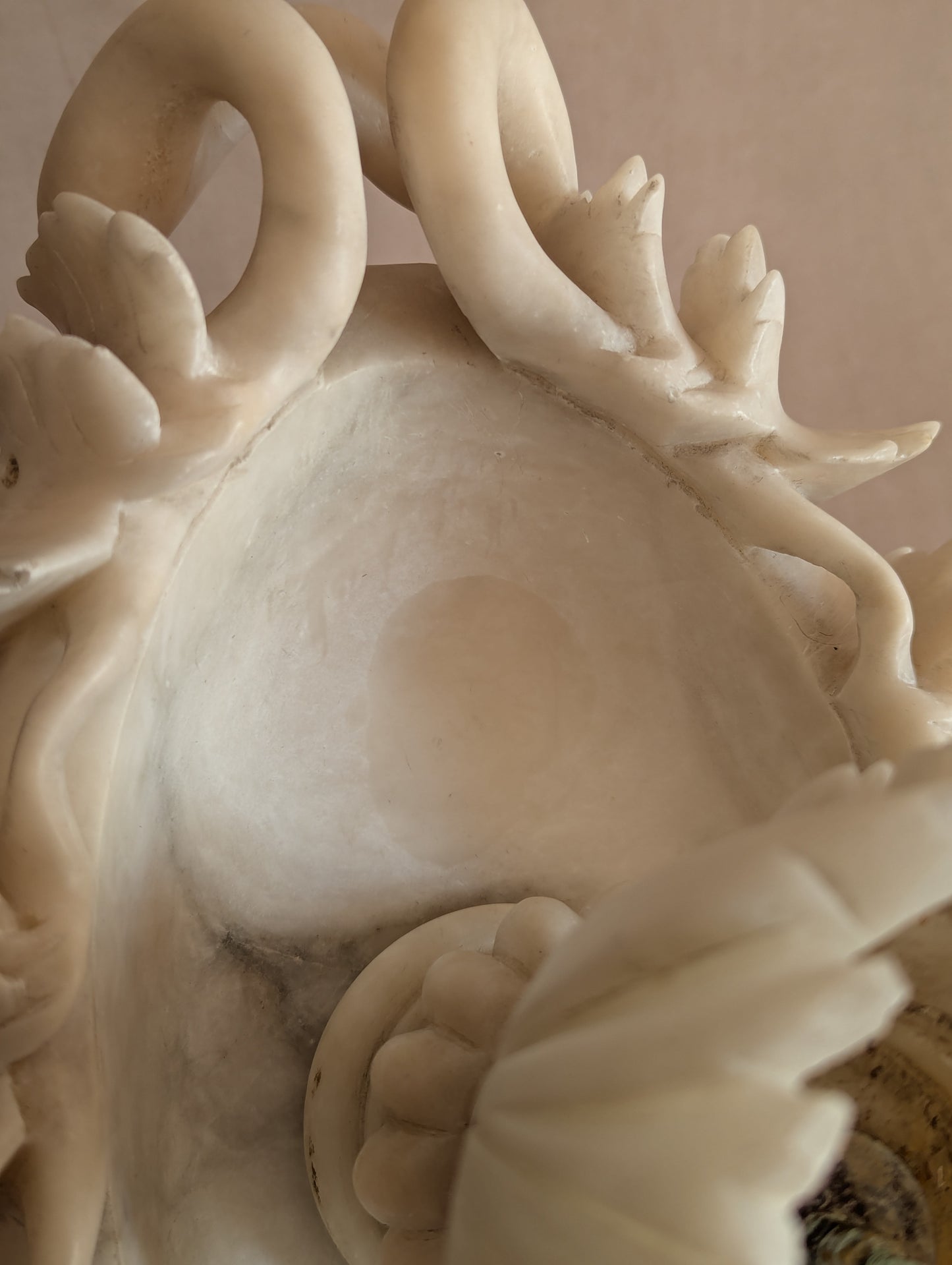 Italian 19th Century Alabaster Tazza Centerpiece