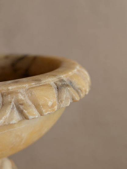 Large Italian Grand Tour Alabaster Tazza Urn (Bird Bath)