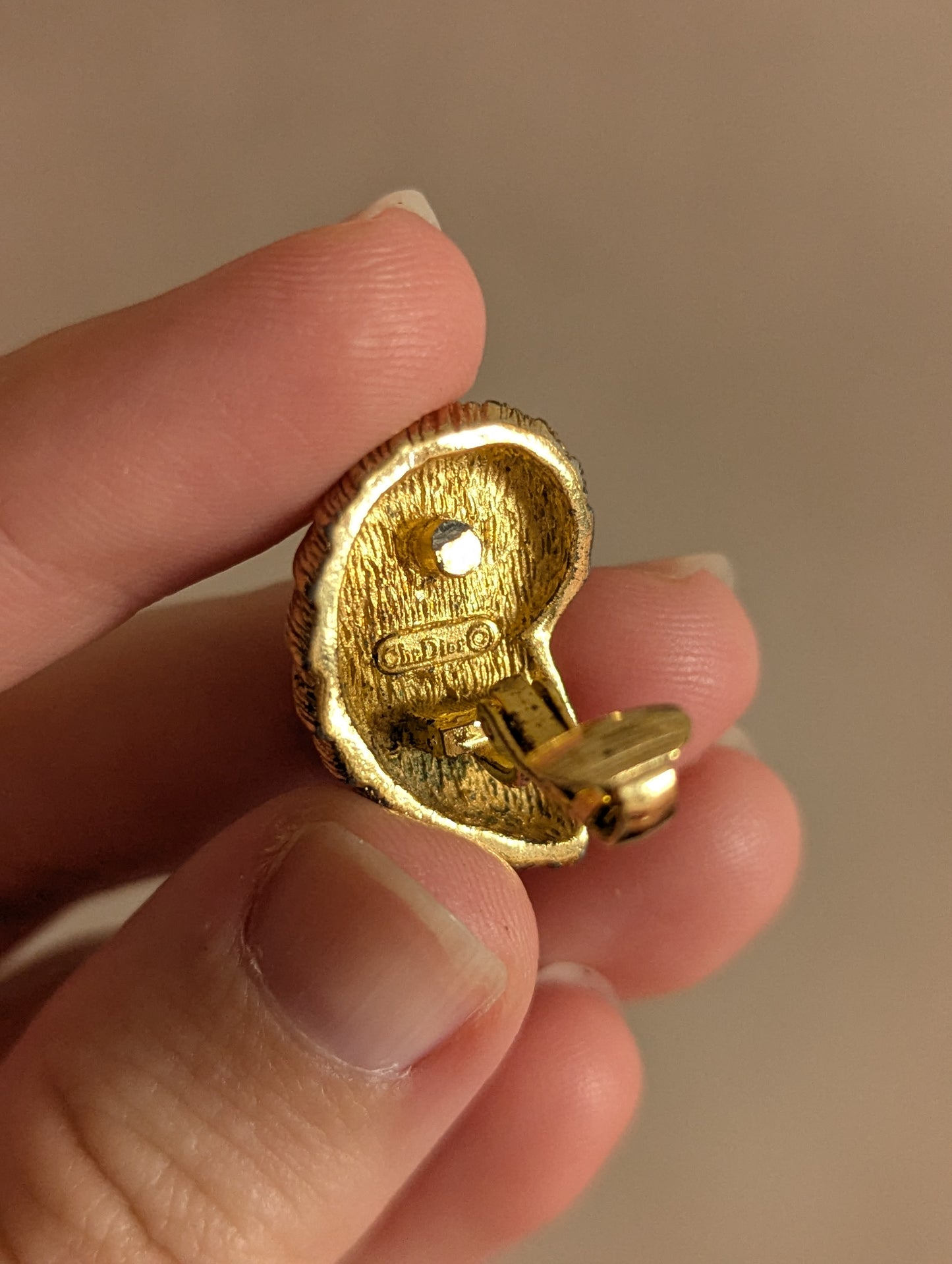 Rare Christian Dior Gold Tone Nautilus Shell Clip On Earrings