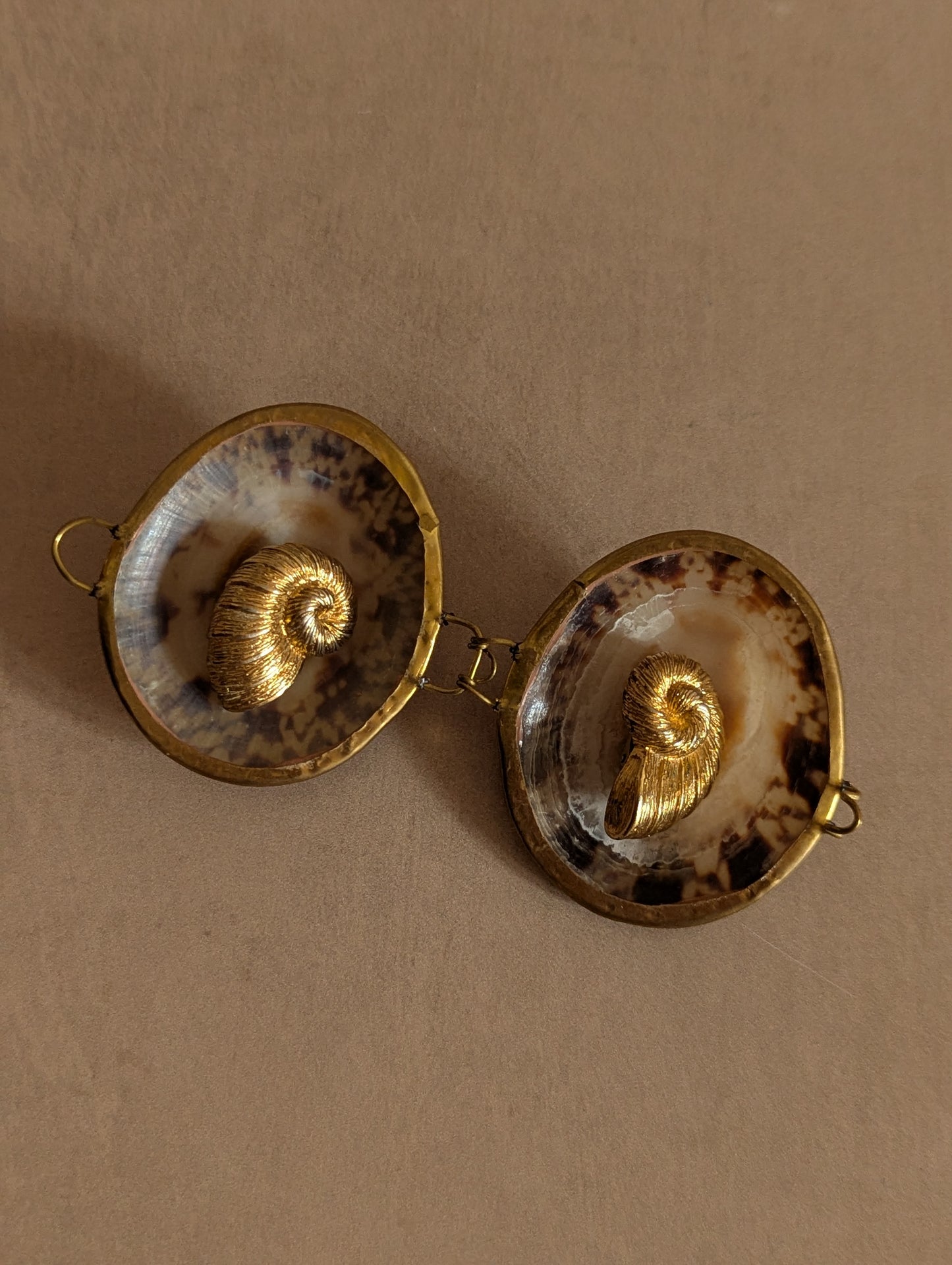 Rare Christian Dior Gold Tone Nautilus Shell Clip On Earrings