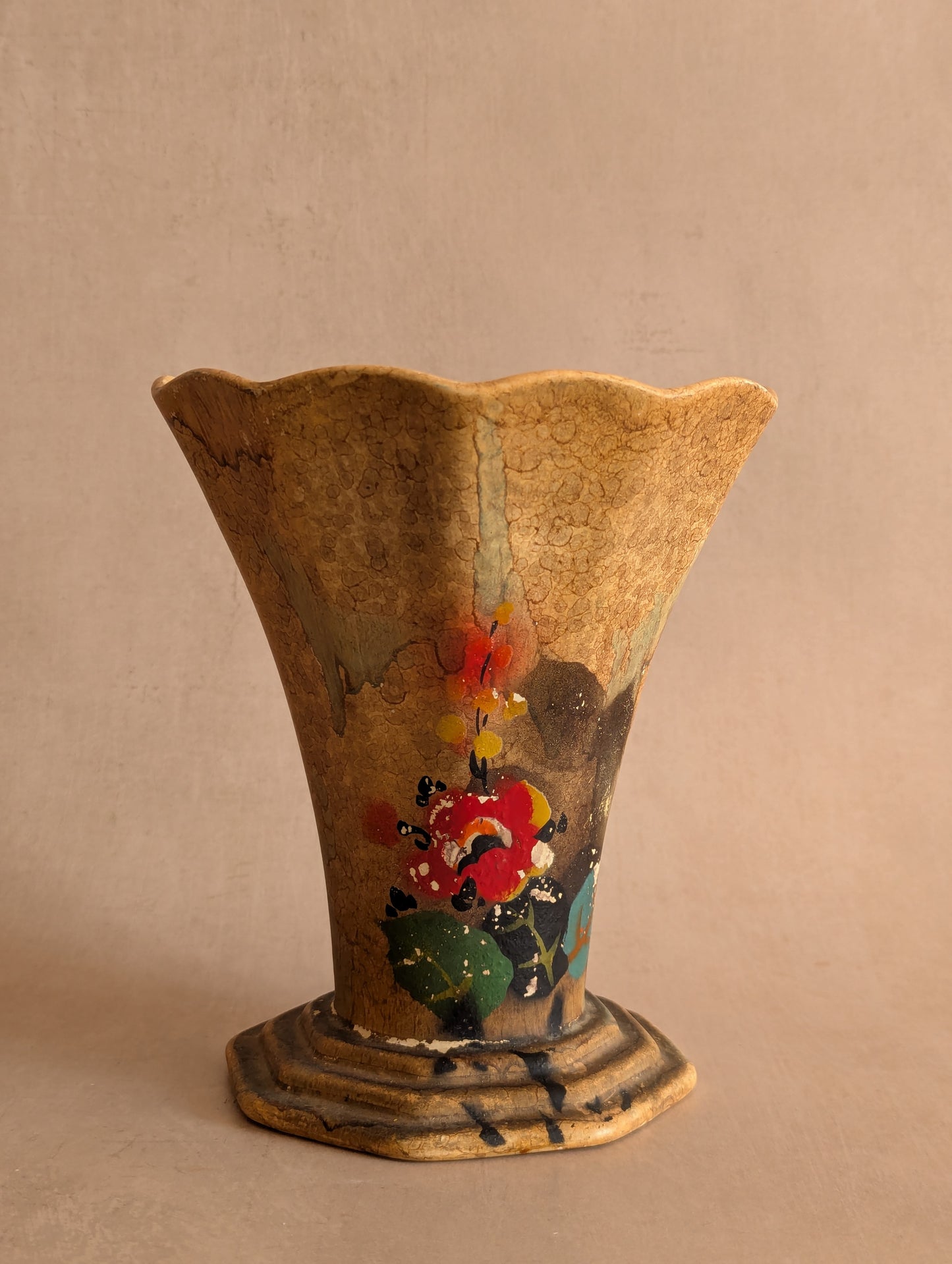 Octagonal Art Deco Floral Vase w/Frog
