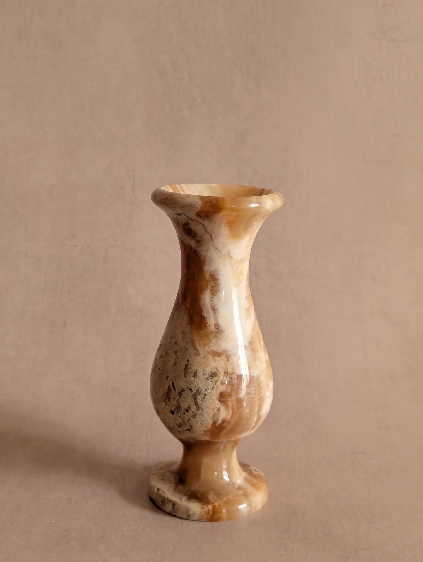 Natural Golden Cream Onyx Stone Vase