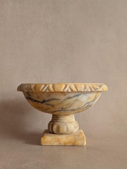 Large Italian Grand Tour Alabaster Tazza Urn (Bird Bath)